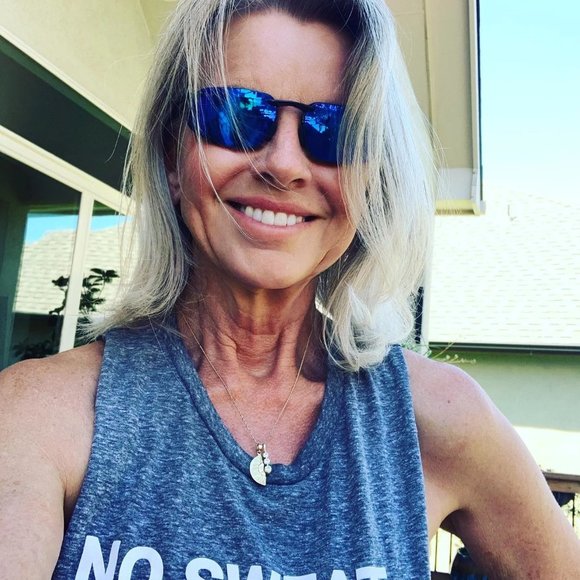 Maui Jim HO'OKIPA - Translucent Smoke Grey Frame w/ Blue Hawaii Lens - Picture 2 of 12